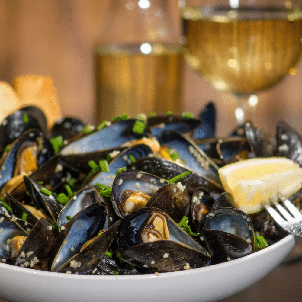 Mussels in White Wine Sauce Sides