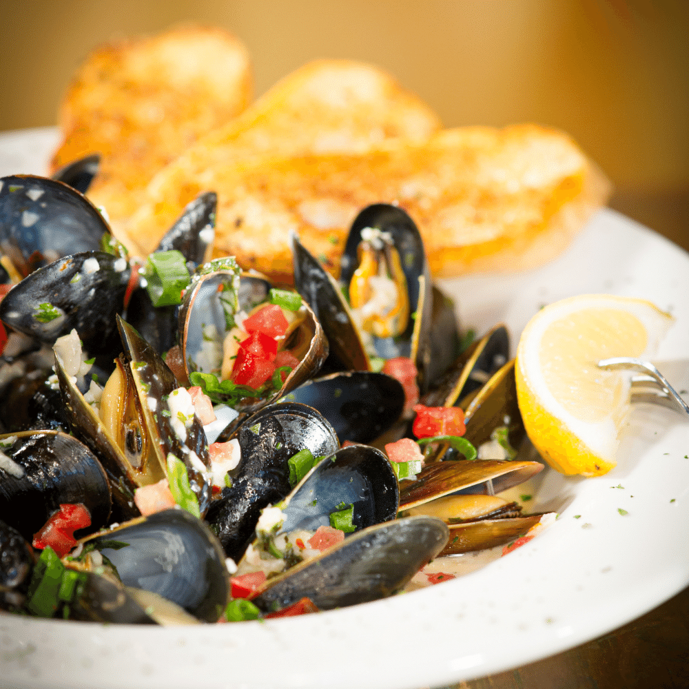 Tips For Serving Sides For Mussels in White Wine Sauce