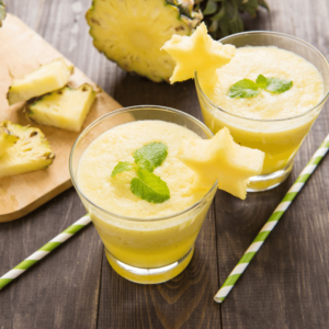 What Goes Well with Pineapple in A Smoothie