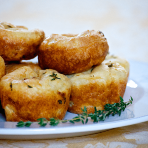 Best Sides to Serve with Popovers