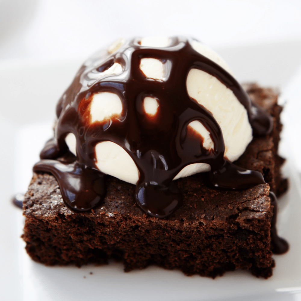 What to Do with Leftover Chocolate Sauce (19 Great Ideas) – Happy Muncher