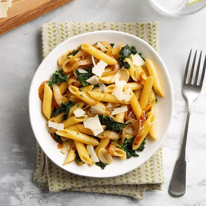 Penne with Kale and Onion