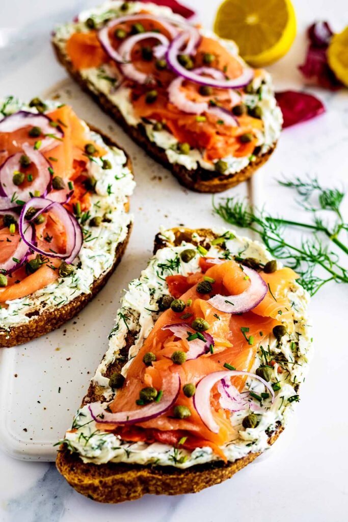 Smoked Salmon Slices with Cream Cheese and Capers on Mini Toasts