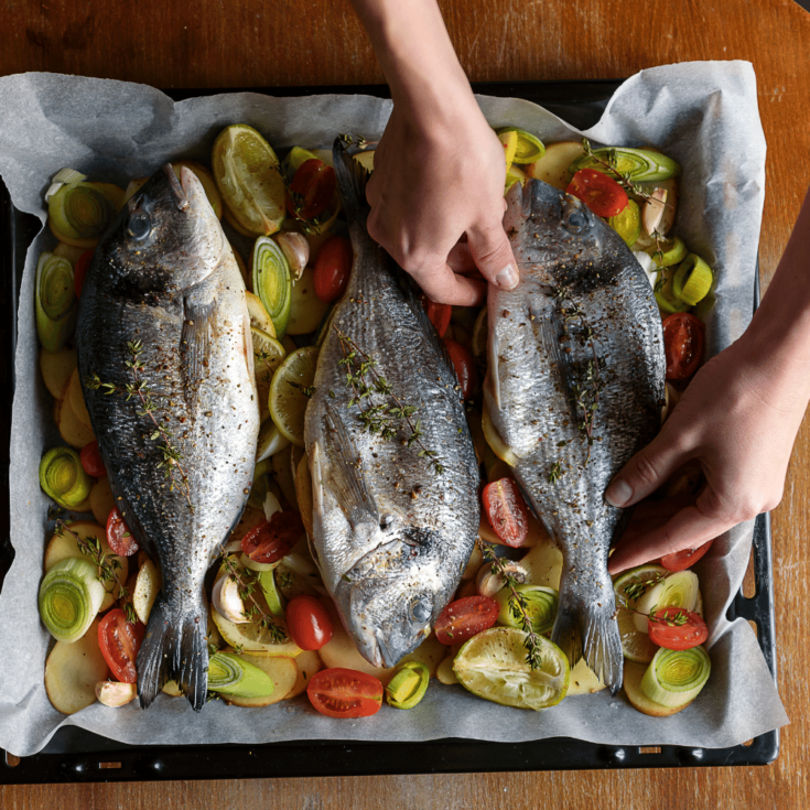 What Vegetables Go with Baked Fish? (11 Veggies) Happy Muncher