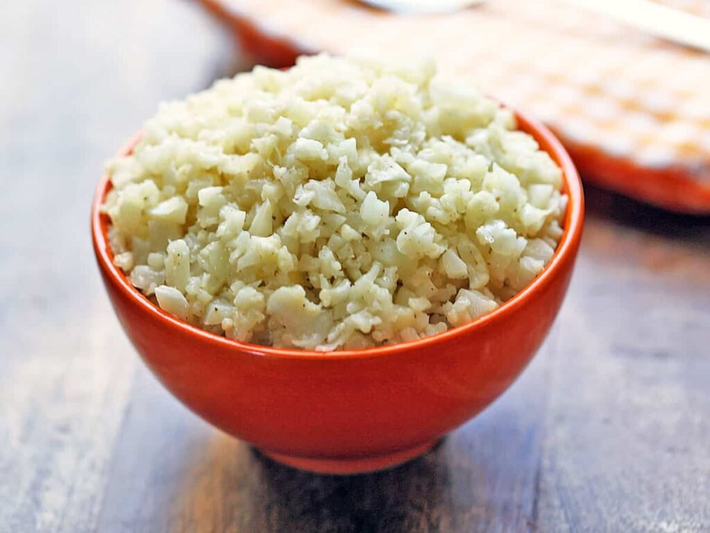 cauliflower rice with garlic