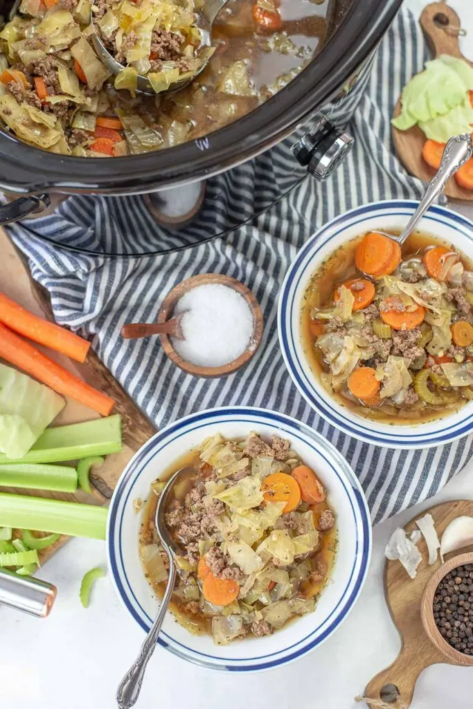 Crockpot Cabbage Soup with Beef