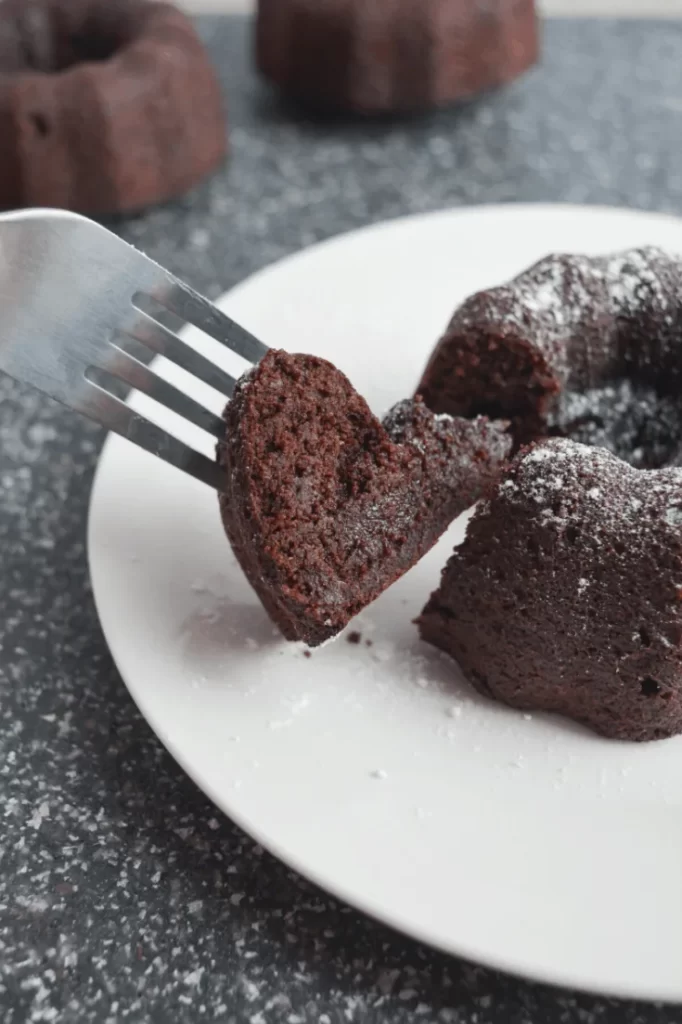Keto Air Fryer Chocolate Cake
