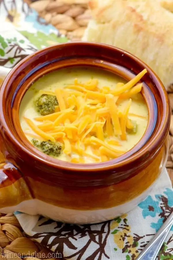 Slow Cooker Broccoli Cheddar Soup