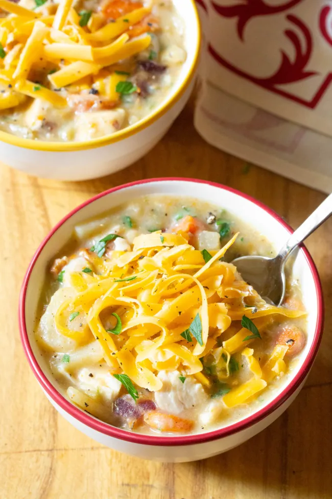 Healthy Crockpot Potato Soup with Chicken