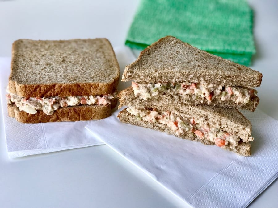 Canned Tuna and Carrot Sandwich