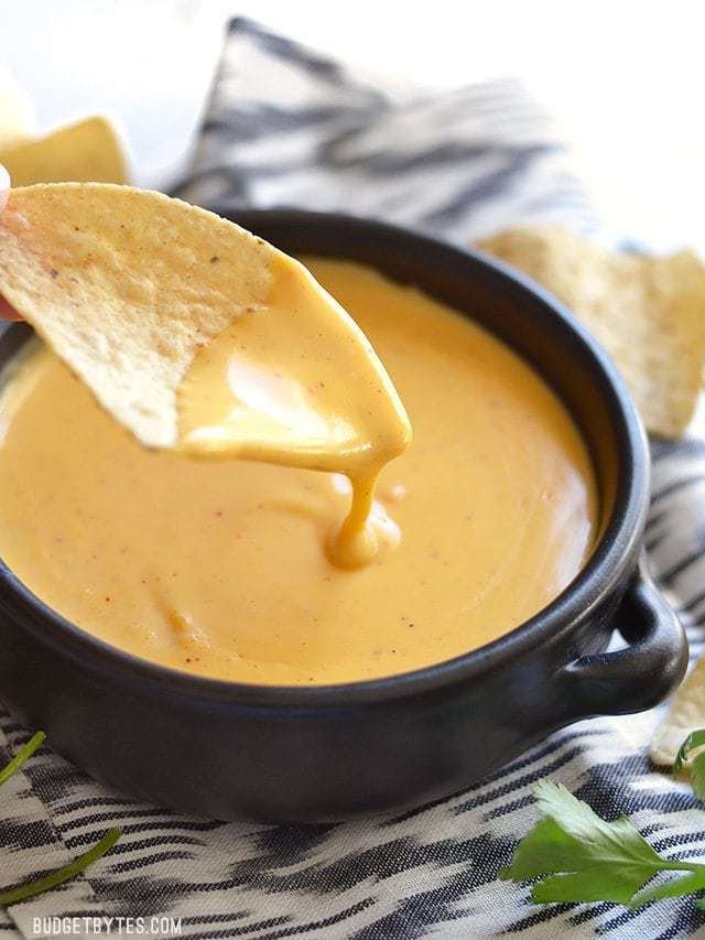 Cheddar Cheese Dipping Sauce