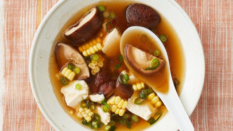 Chinese Corn-and-Mushroom Soup
