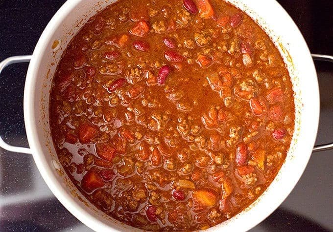 beef chili with onions