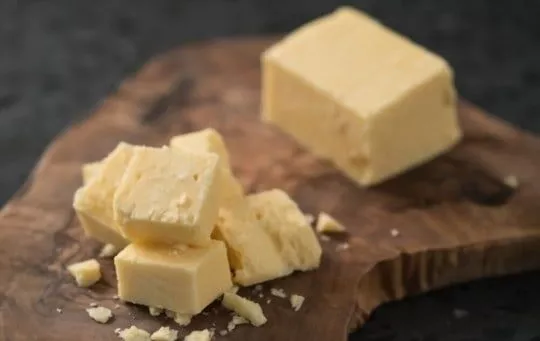 The 7 Best Substitutes for White Cheddar