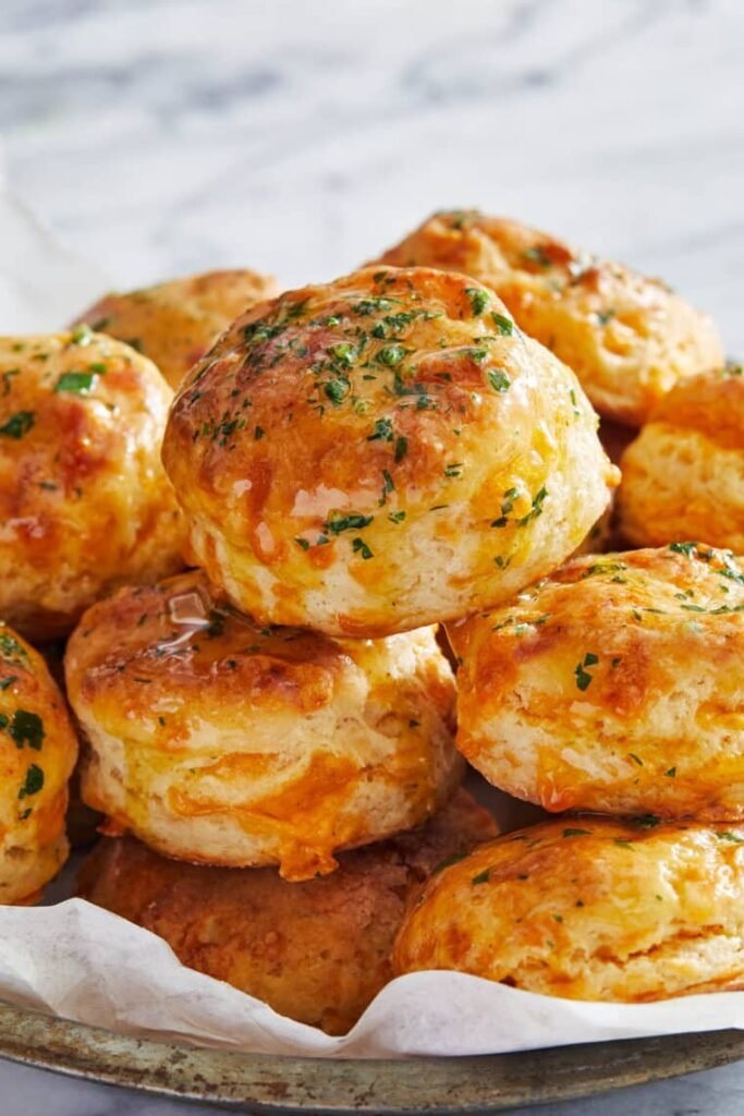 How to Reheat Cheddar Bay Biscuits