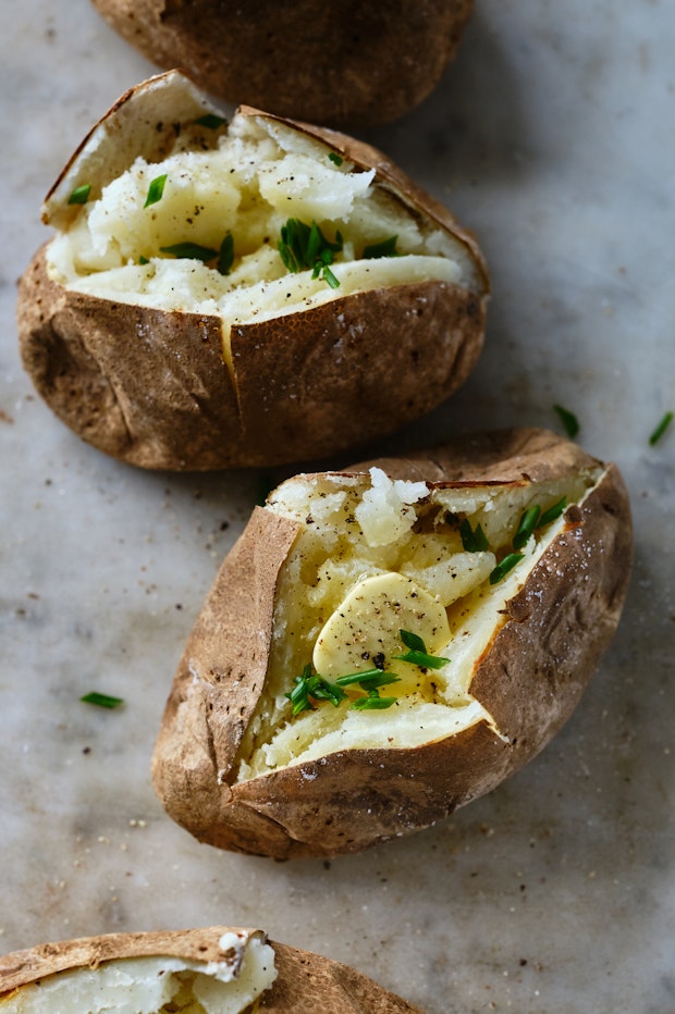 Cheap Baked Potatoes Recipe