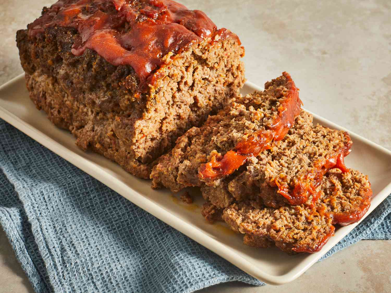 a classic meatloaf with an appetizing meatloaf