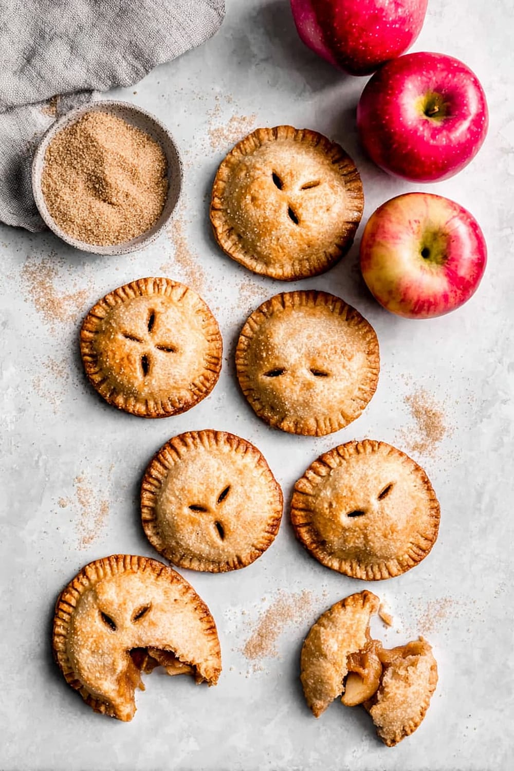 Mini Apple Pies (Apple Hand Pies)