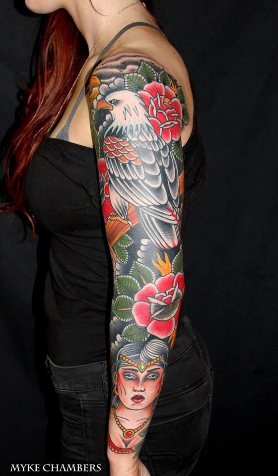 Sleeve of classic paintings that turns skin into a museum