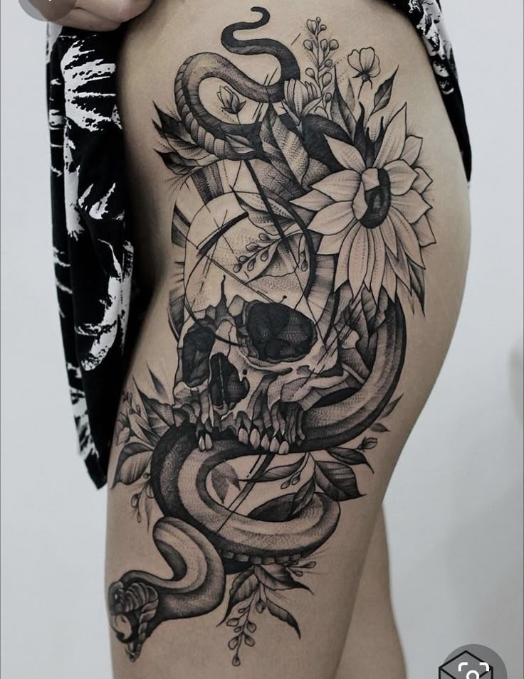 A snake and skull that’s dark but classy