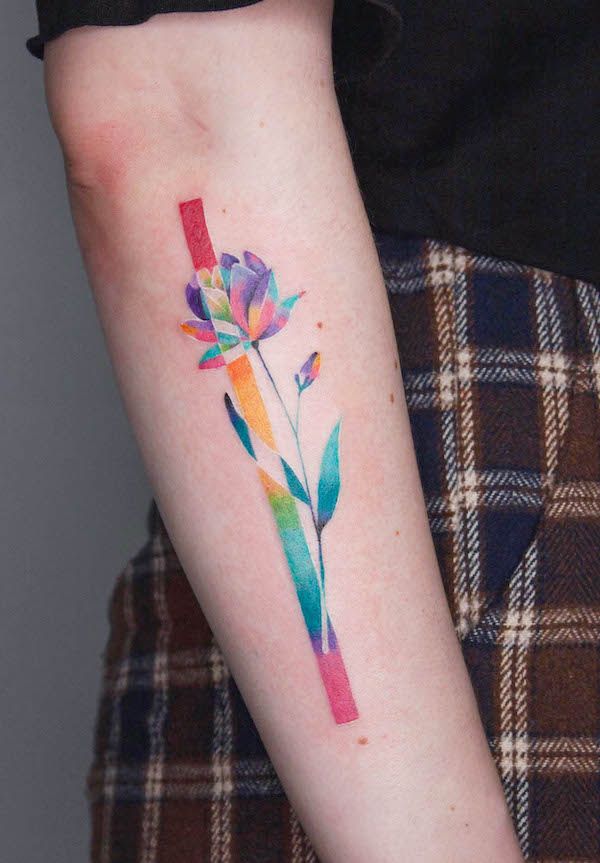 Iris with a rainbow that still looks grown
