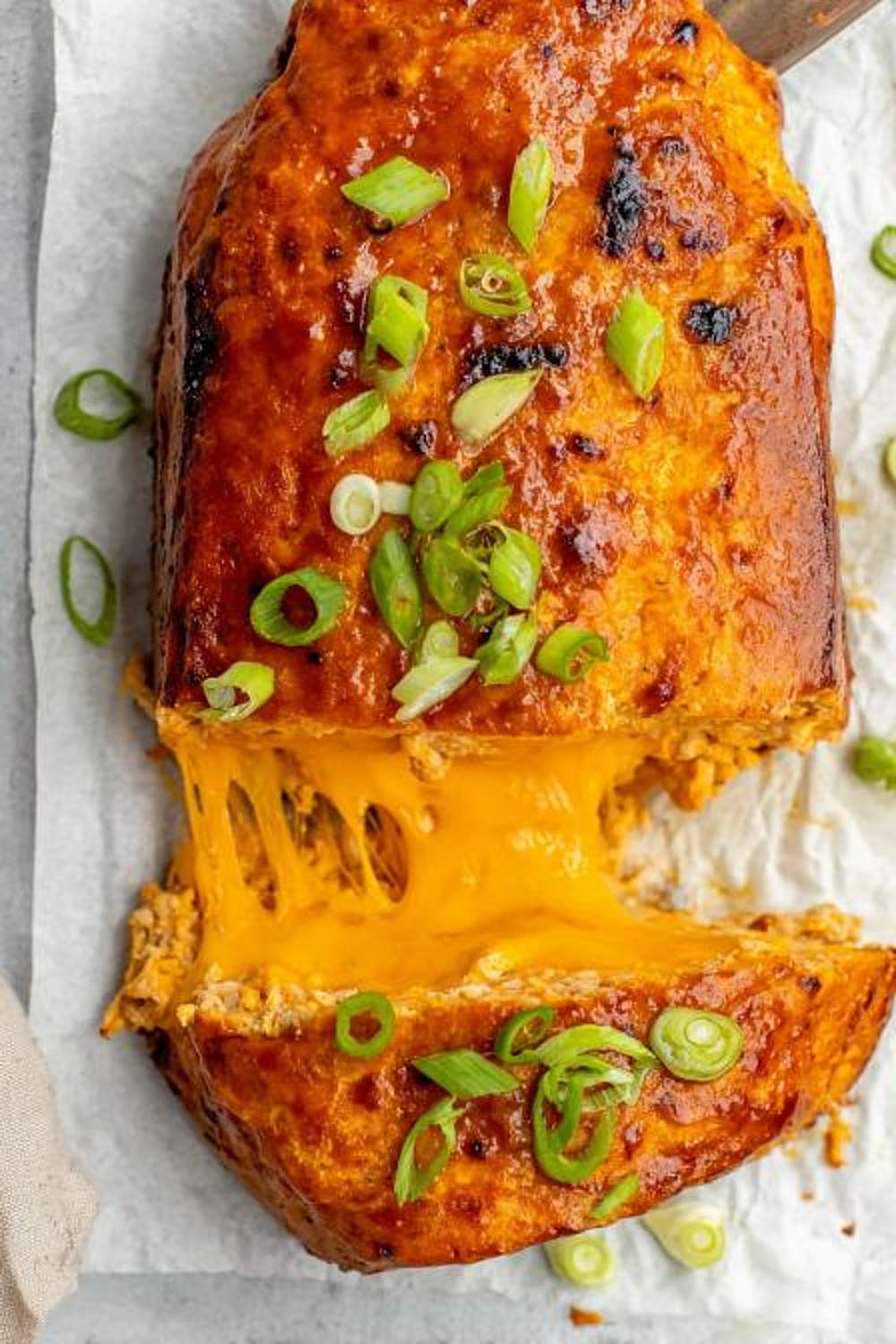 Cheddar-Stuffed Buffalo Chicken Meatloaf