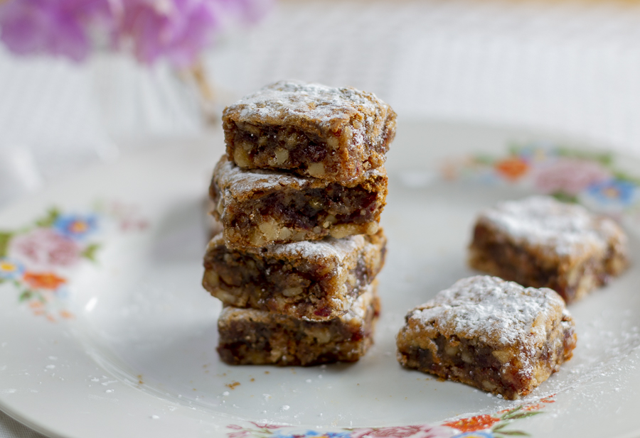 Date Walnut Spice Bars