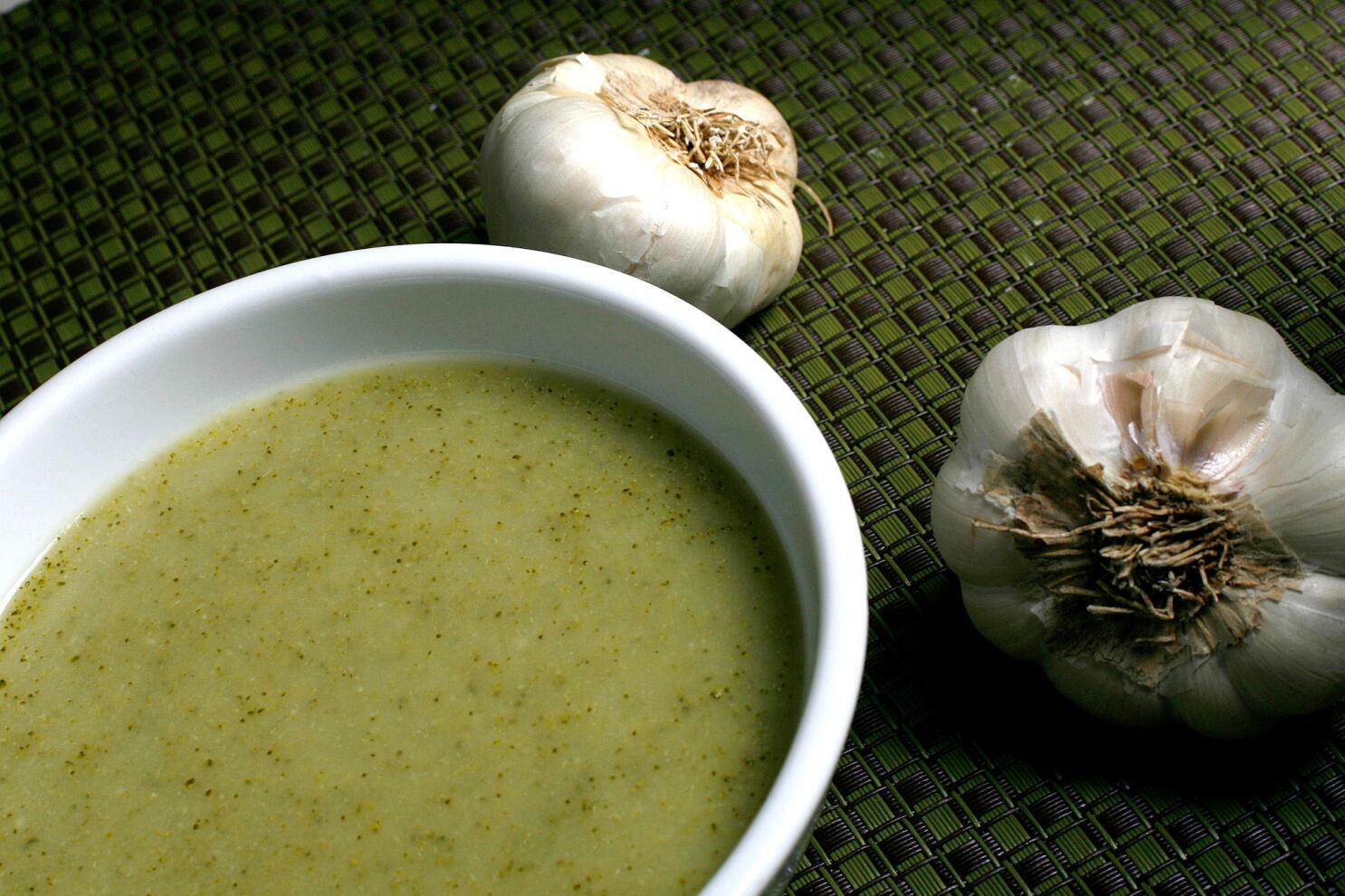 Roasted Garlic Broccoli Bisque