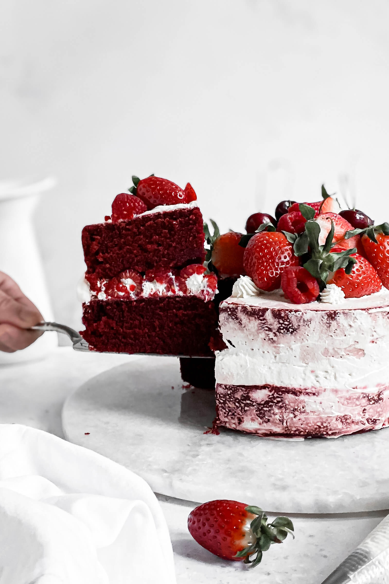 Mascarpone Velvet Cake