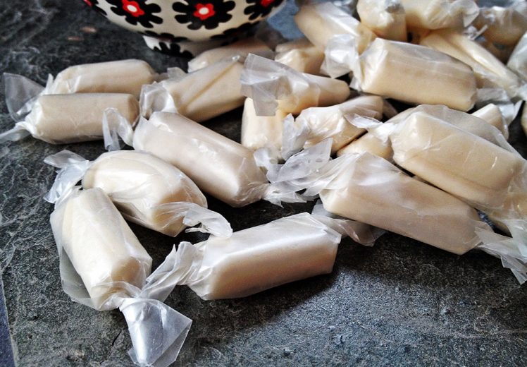 Vanilla Taffy Pulls