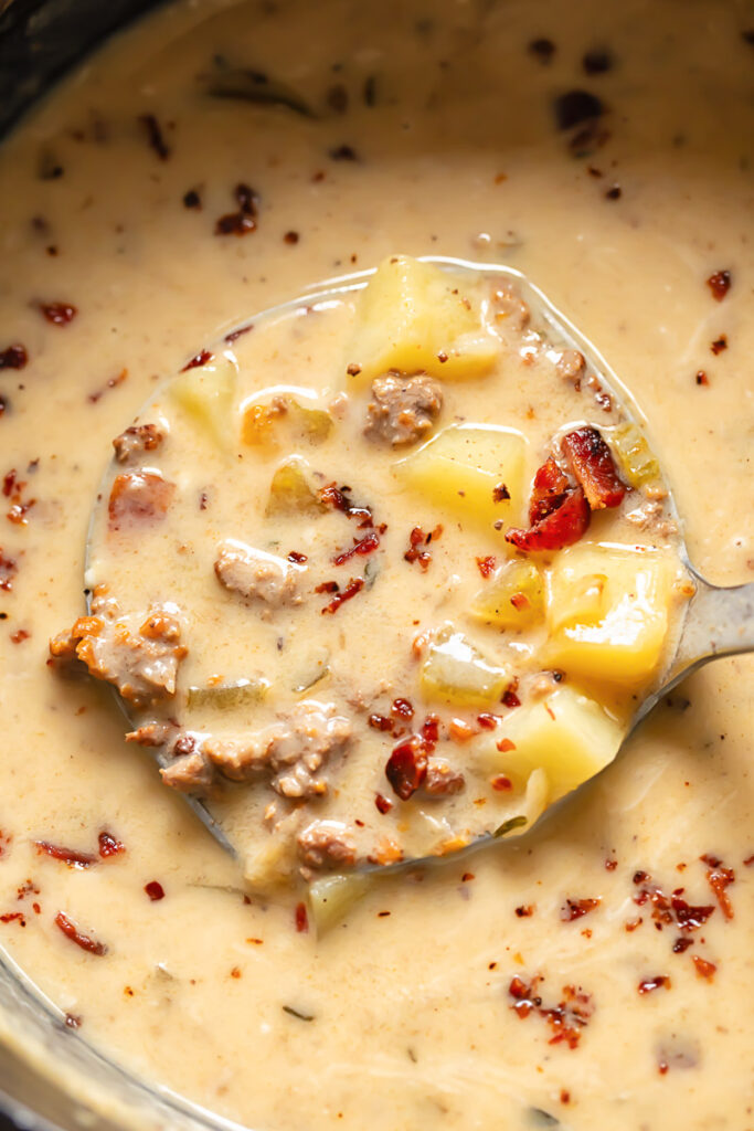 Cheeseburger Soup with Crispy Bacon Bits