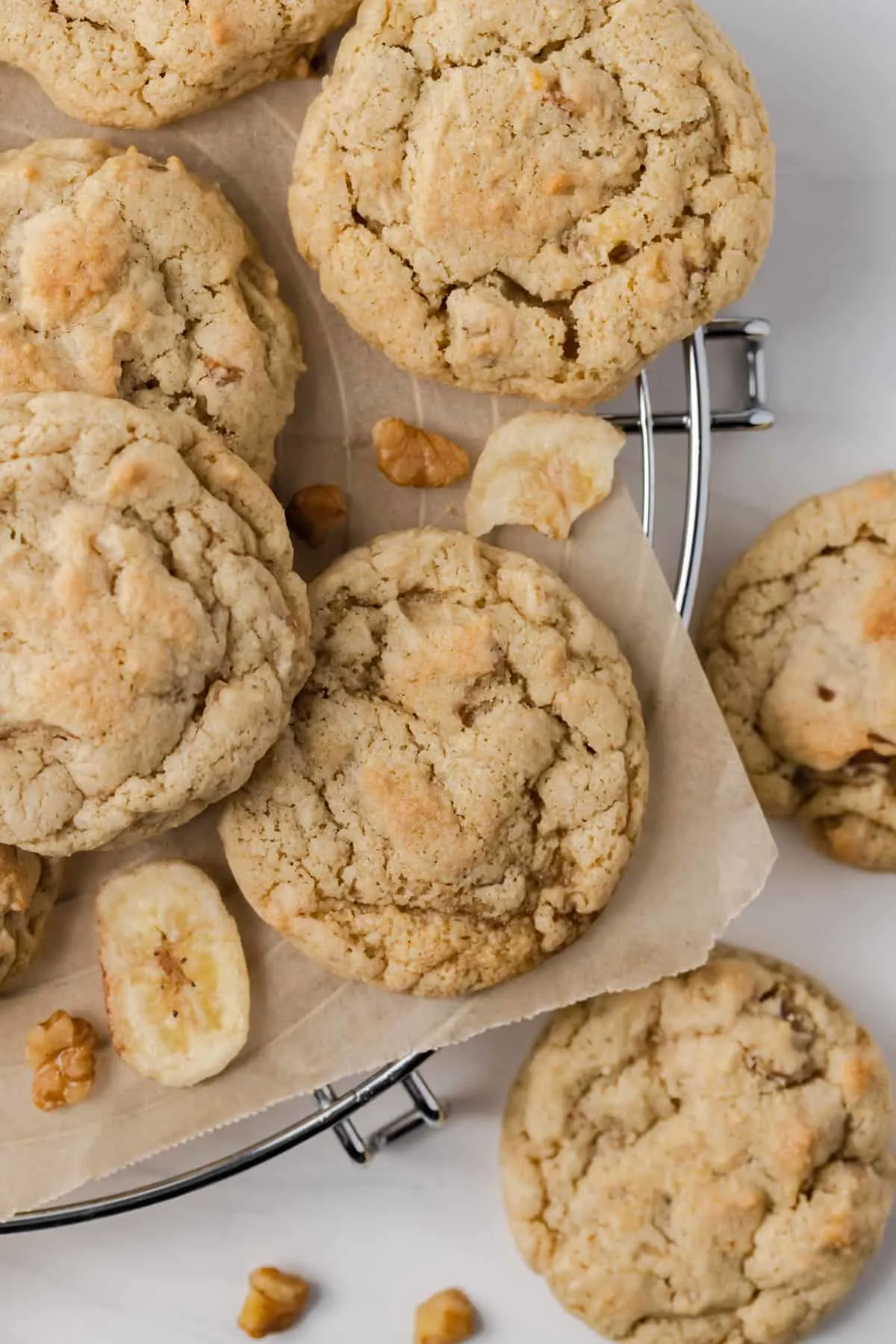 Banana Bread Walnut Cookies