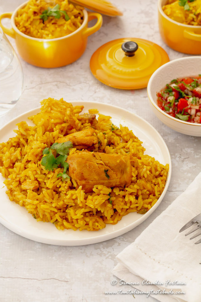 Chicken Akni Hyderabadi Biryani