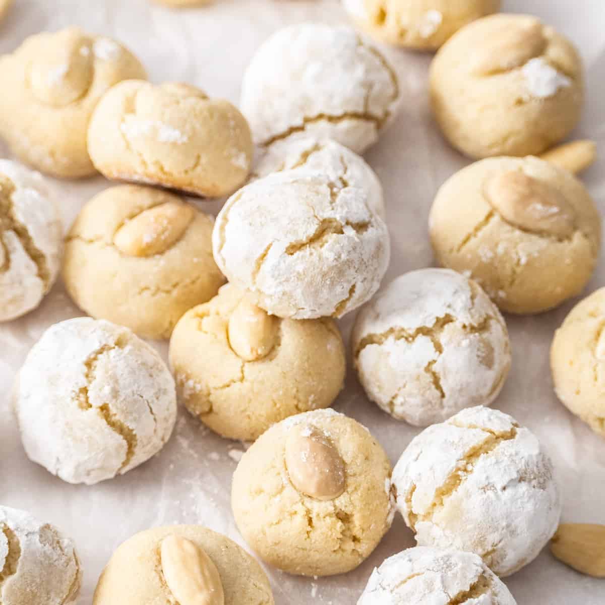 Amaretti Soft Chewy Centers