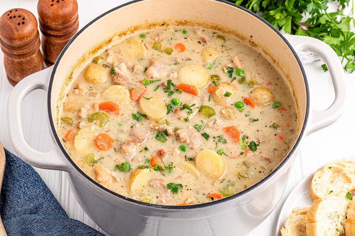 Creamy Chicken with Peas and Carrots