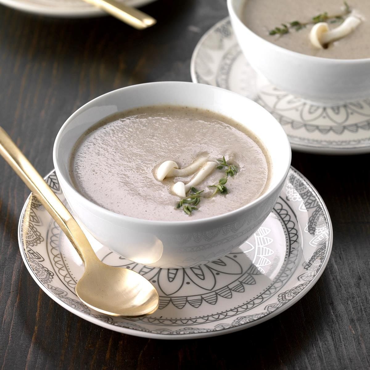 Creamy Mushroom and Thyme Soup