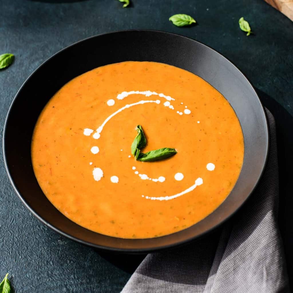 Creamy Tomato Basil Bisque