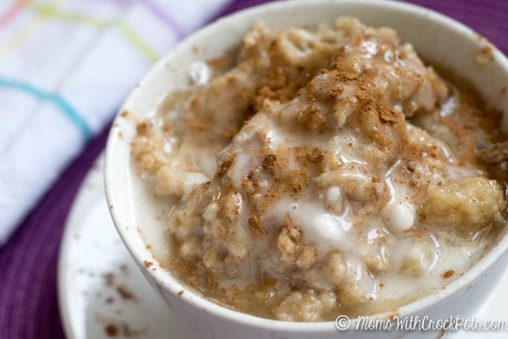 Cinnamon Roll Oatmeal