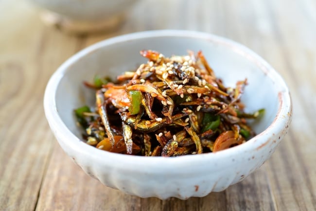 Miyeok-jjim with Anchovy Stock