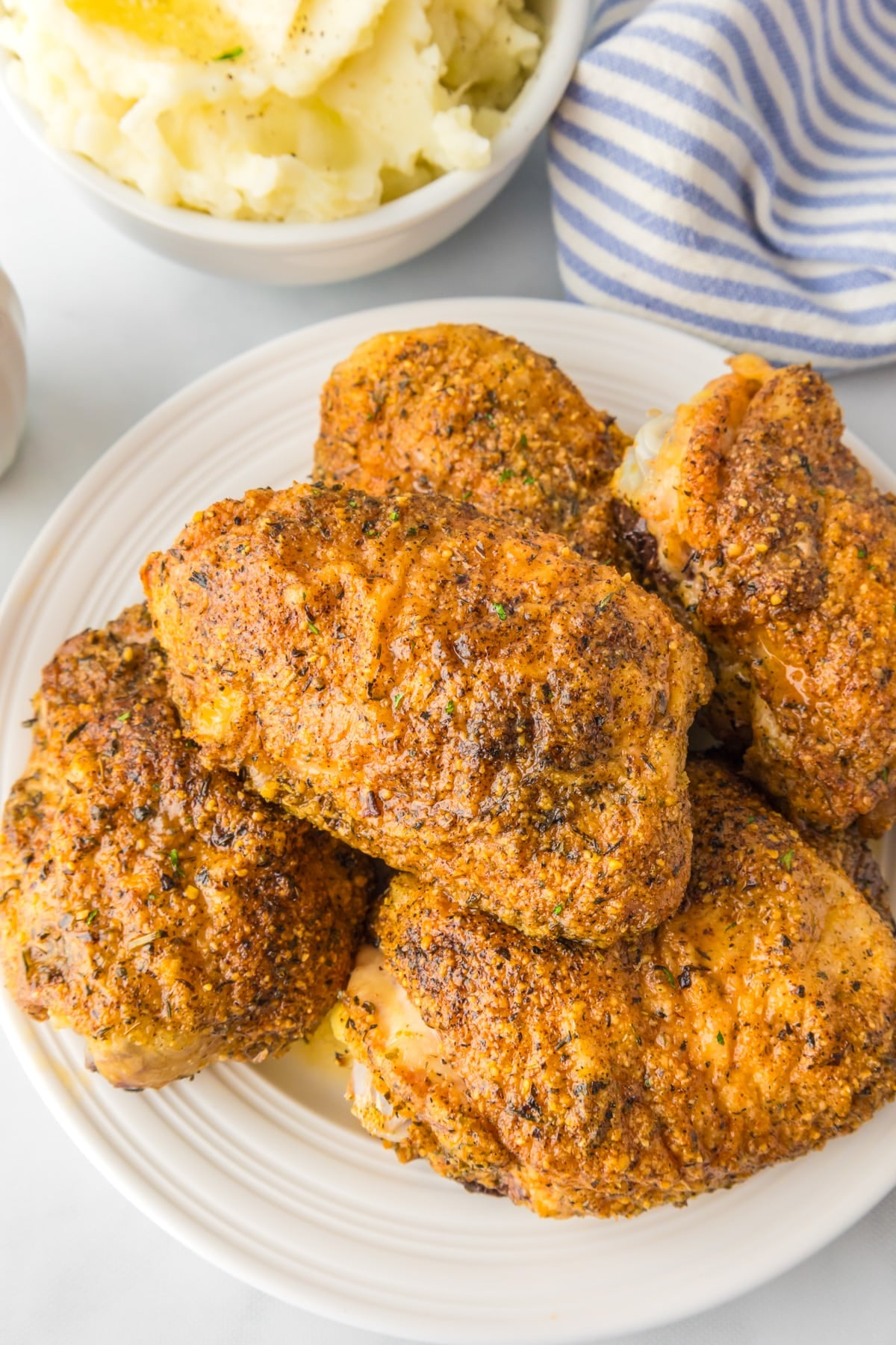 Crispy Garlic Parmesan Chicken Thighs