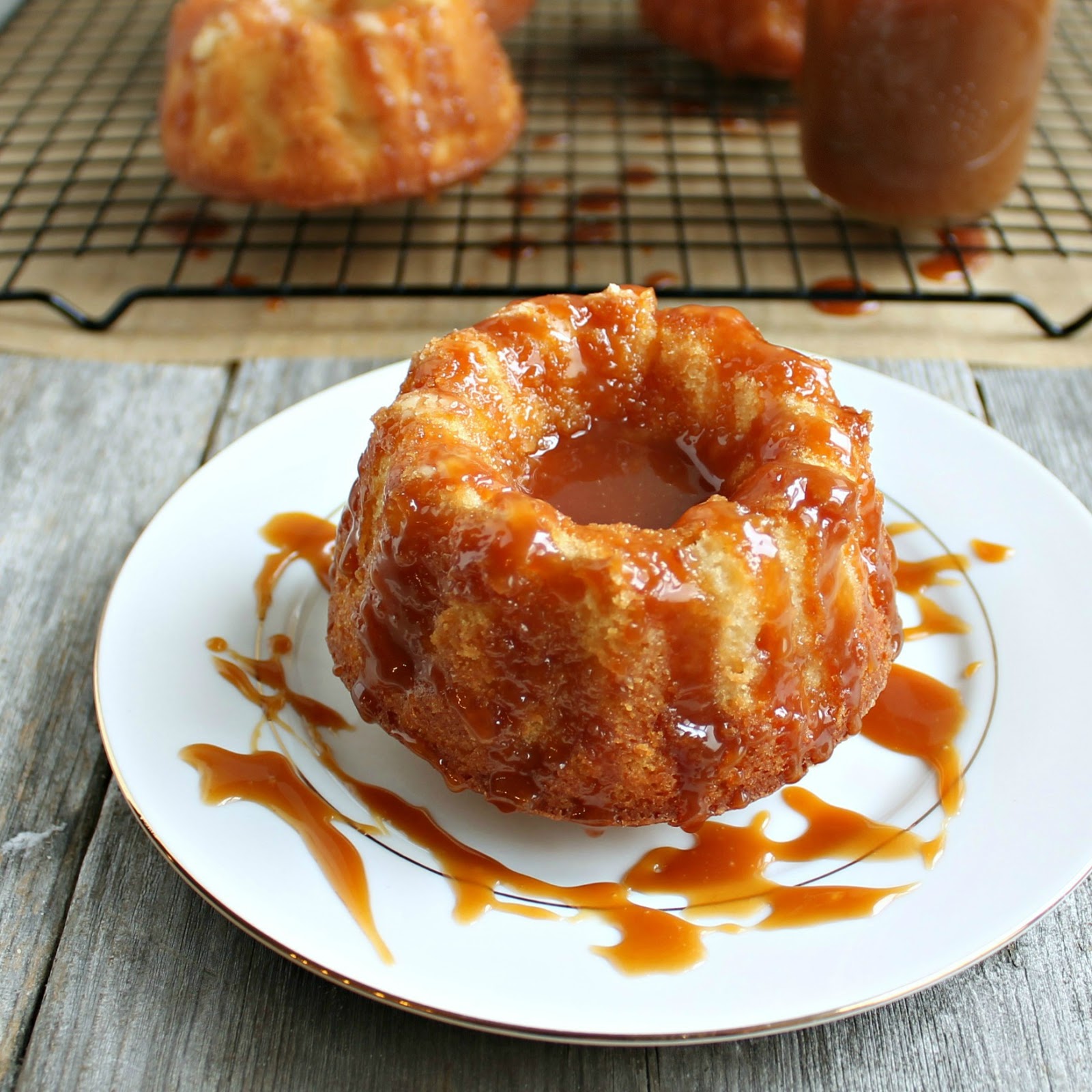 Caramel Apple Mini Bundts