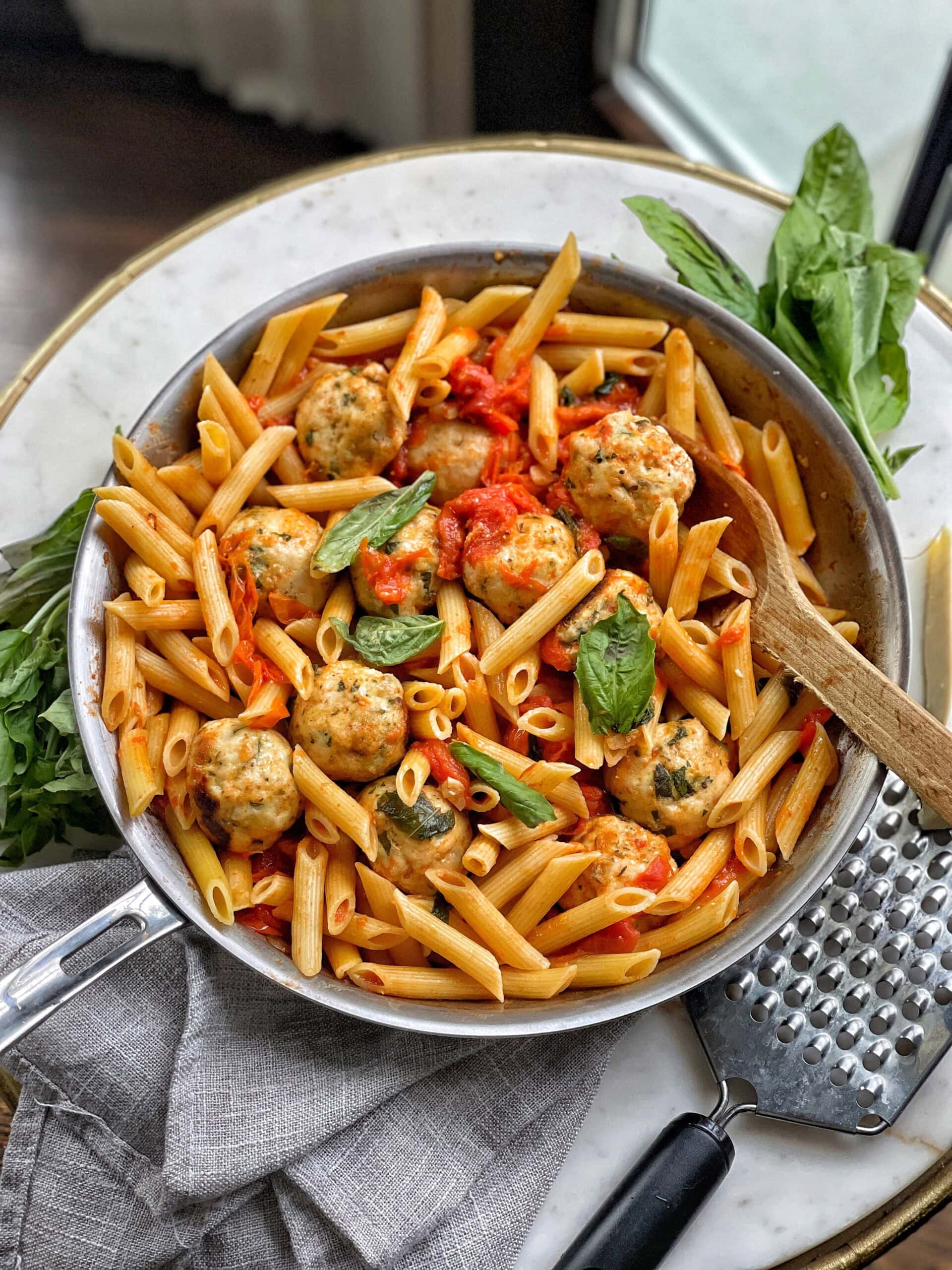 Marinara Meatball-Style Chicken Pasta