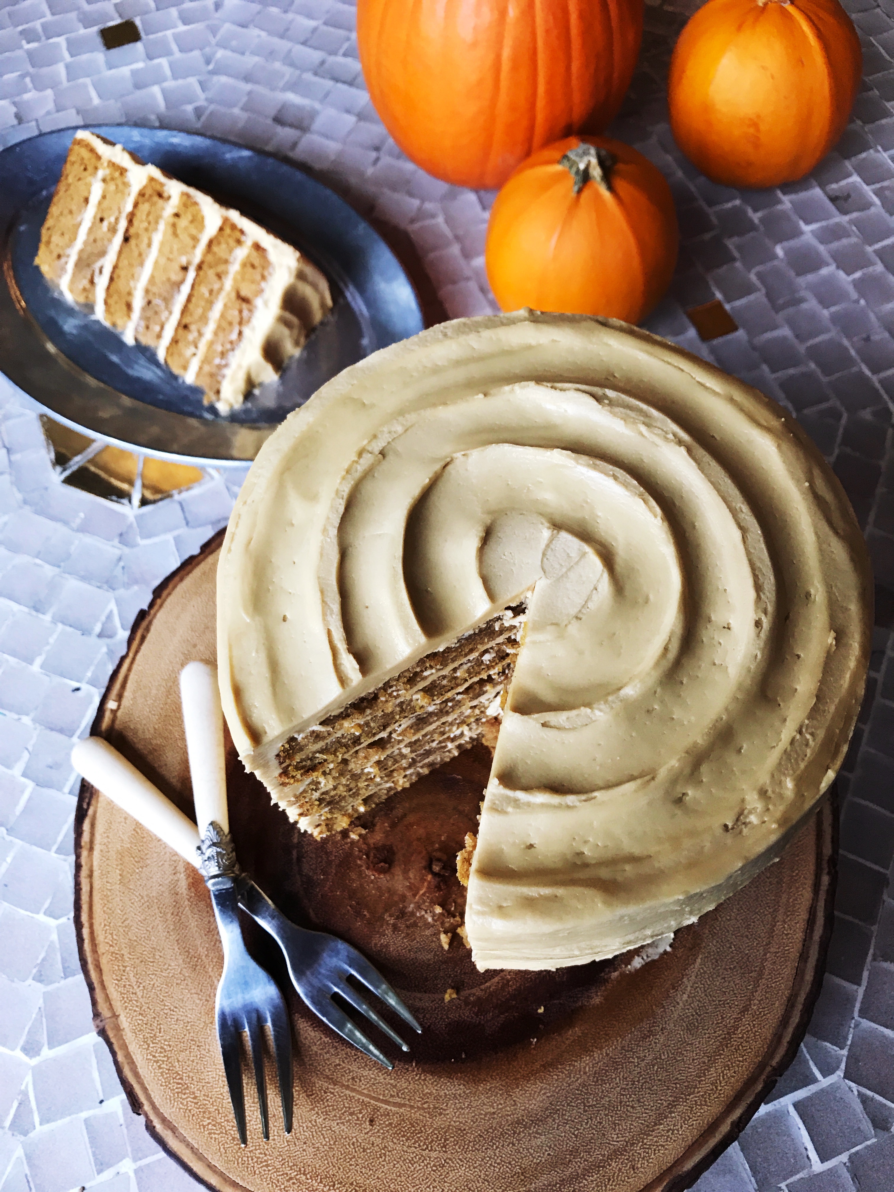 Pumpkin Molasses Cake