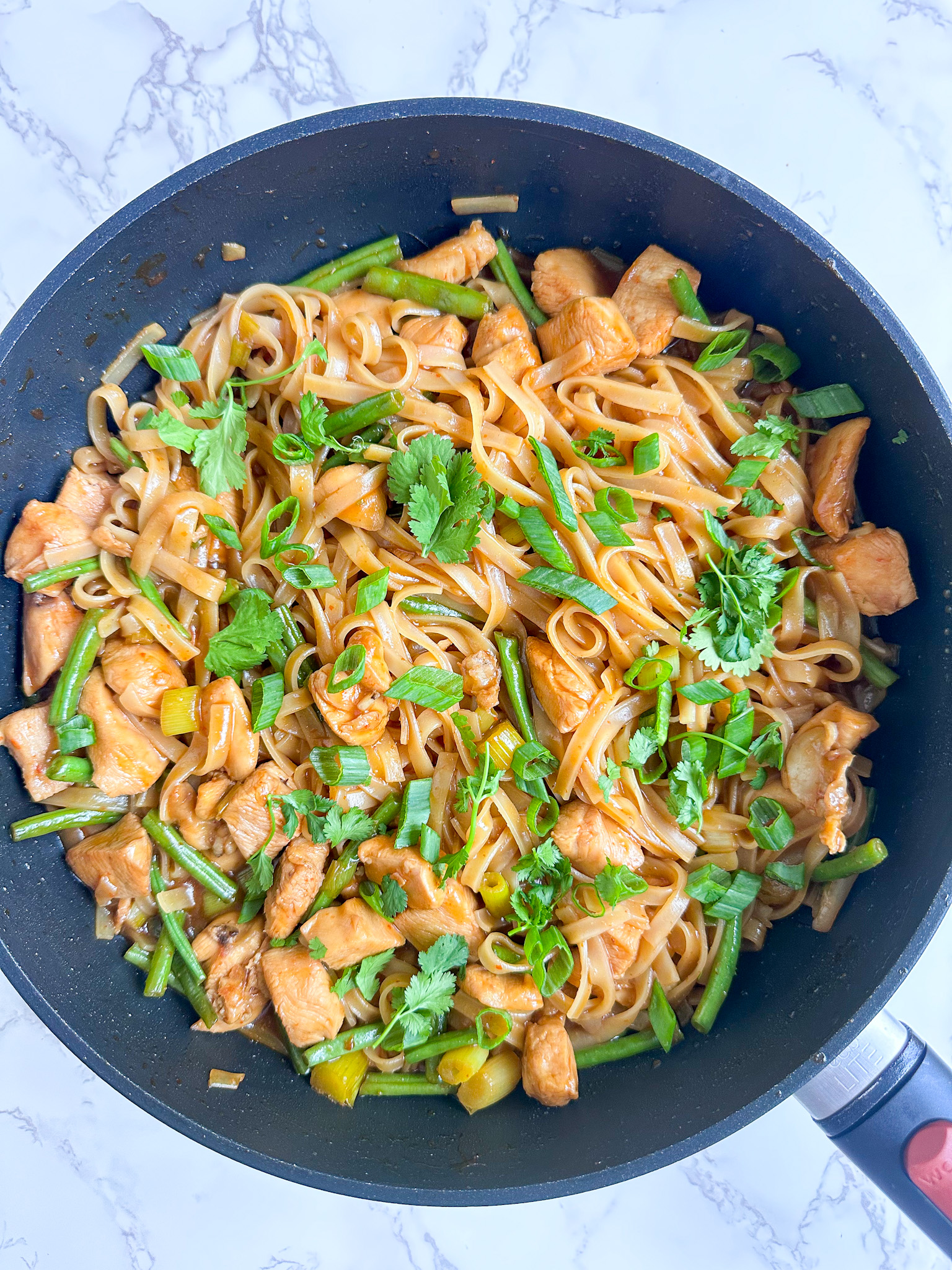 Spicy Honey Sriracha Chicken Pasta