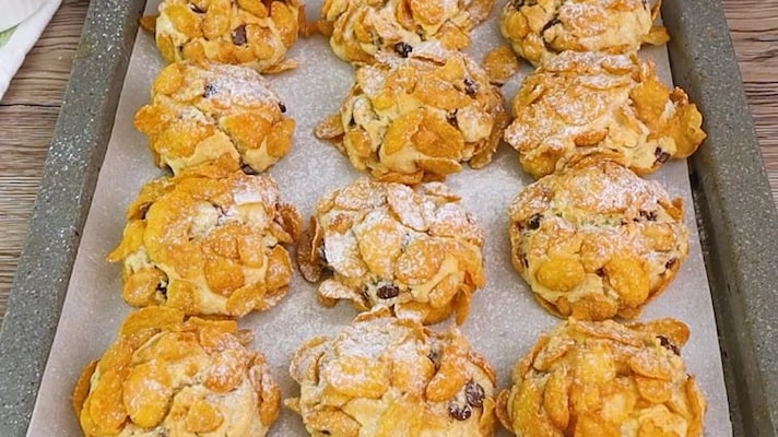 Cornflake Crushed Cookies Crunch