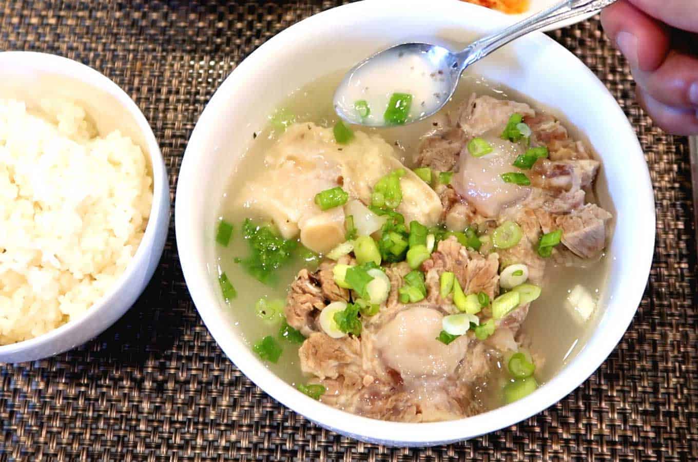 Gomtang (Oxtail Soup)