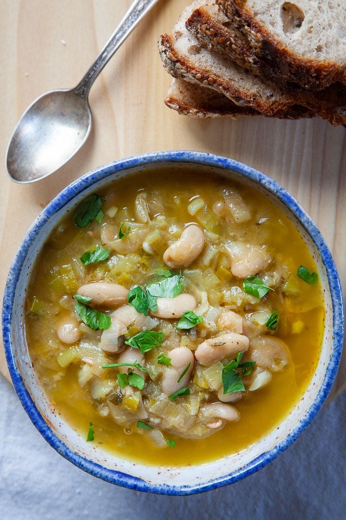 Navy Bean Soup with Leeks