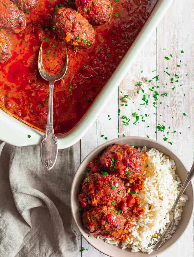 Baked Beef Meatballs with Tomato Sauce