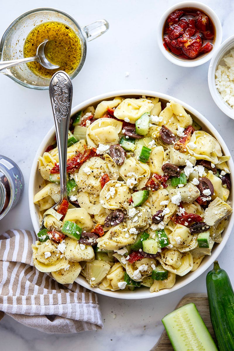 Mediterranean Tortellini Pasta Salad
