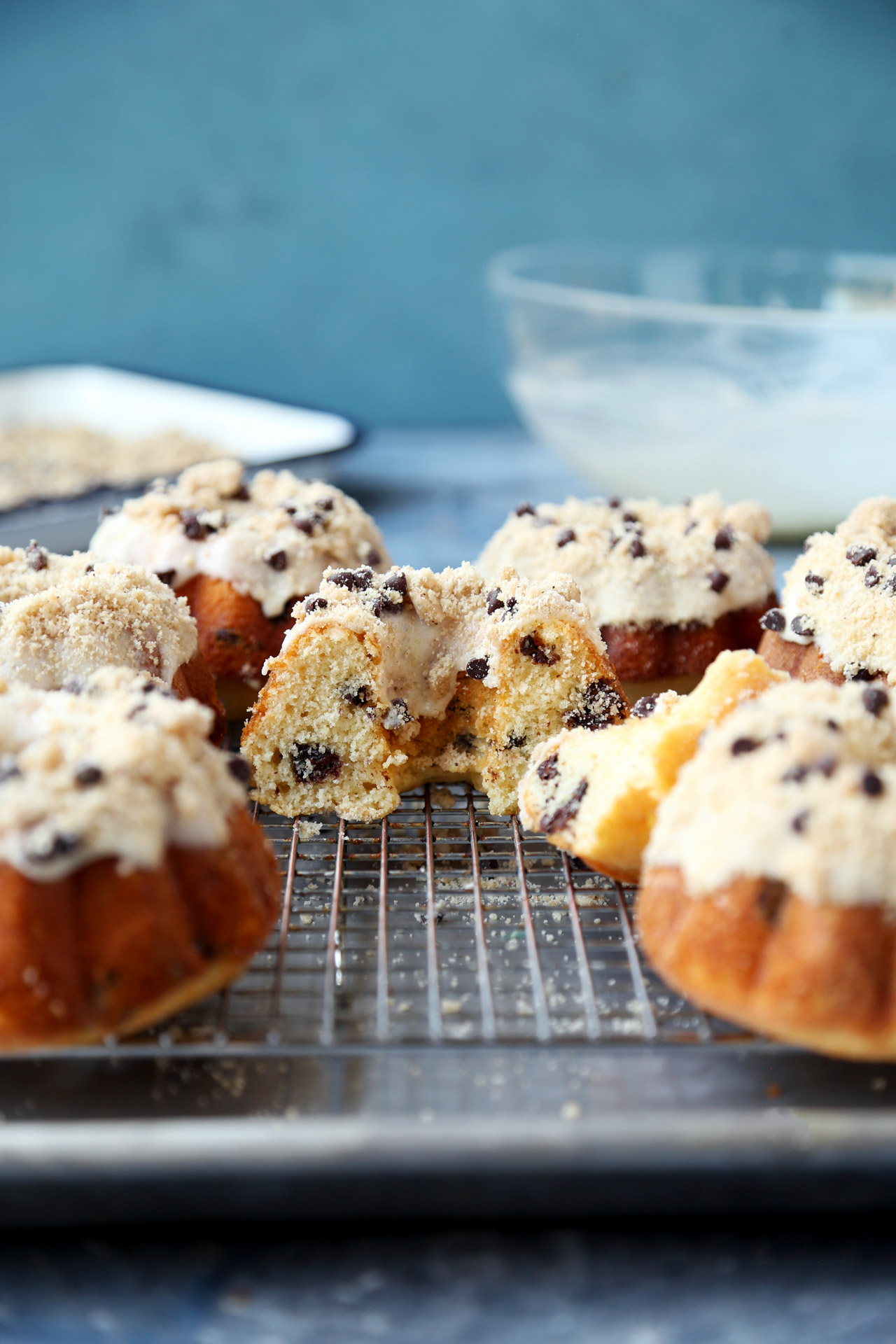 Malt Chocolate Mini Bundts